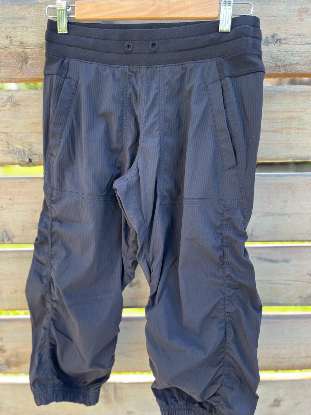Ivivva by Lululemon Black Studio Crop Pant Size 14 (Fits adults 0-2)